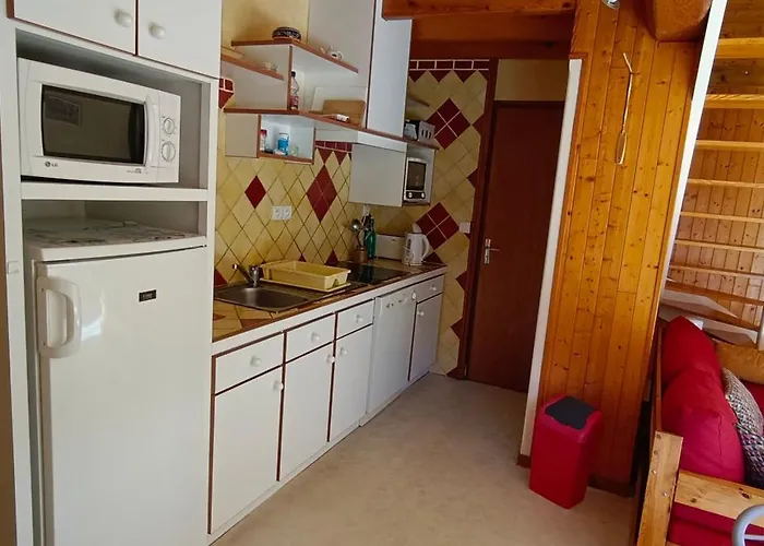 Lou Cridade لارونس